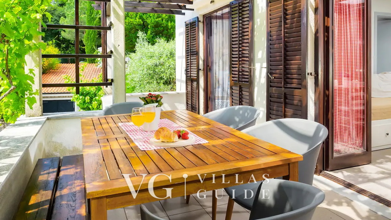 Villa Imortele aria with pool&whirpool island Cres