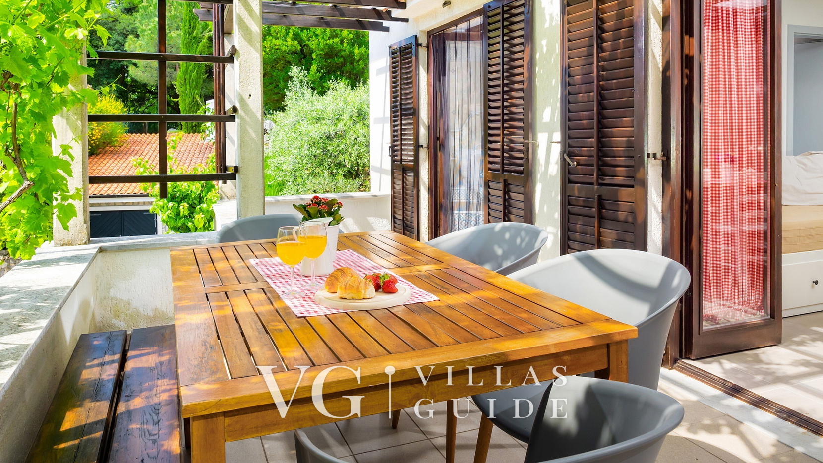 Villa Imortele aria with pool&whirpool island Cres Garden and property exterior