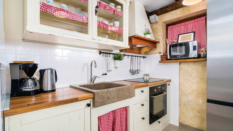 Villa Imortele aria with pool&whirpool island Cres