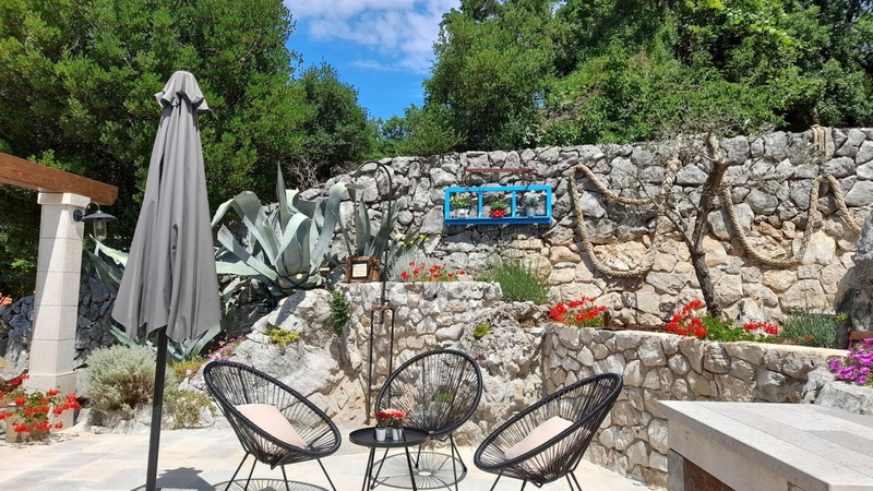 Villa Imortele aria with pool&whirpool island Cres