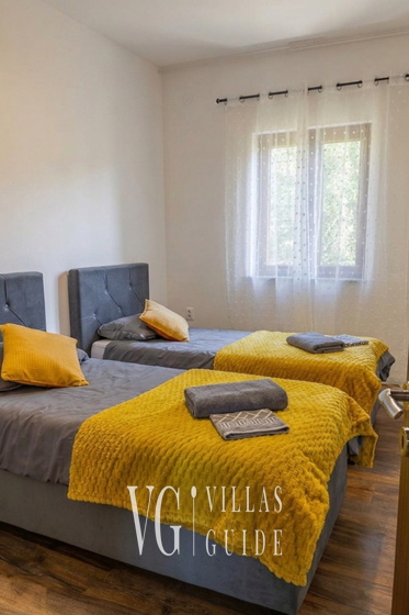 Apartment Fuzalo · Relax, BBQ & Outdoor Space Spavaća soba