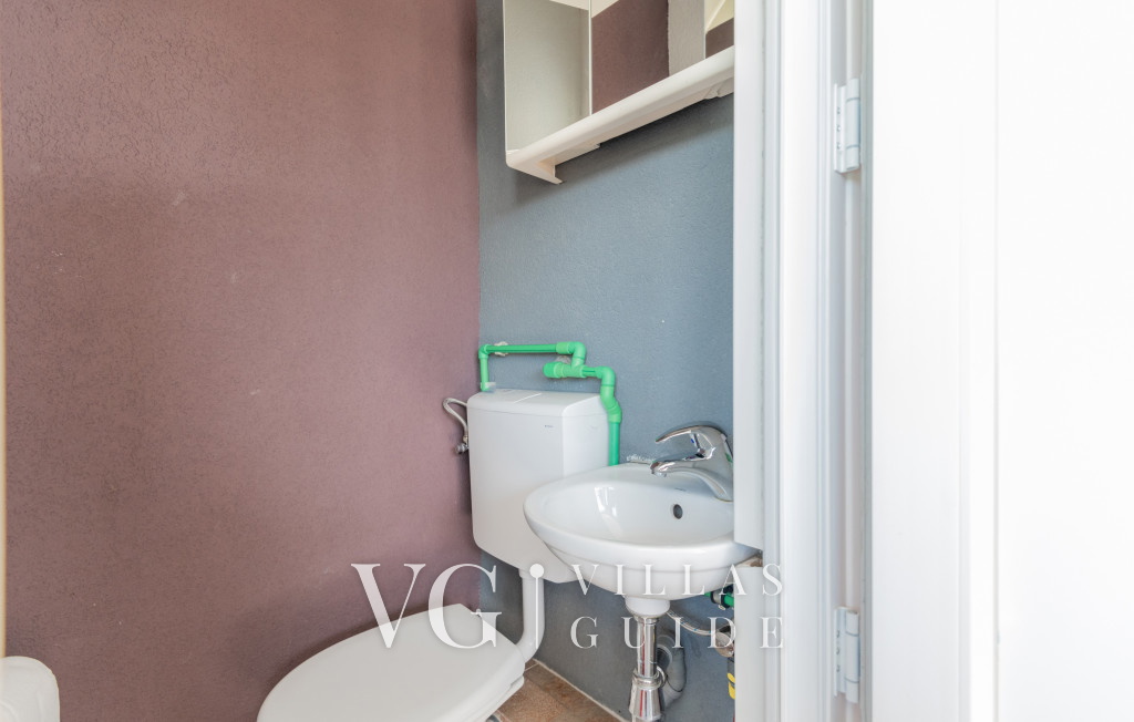 Holiday Home Helga - Makarska-Ričice Guest toilet