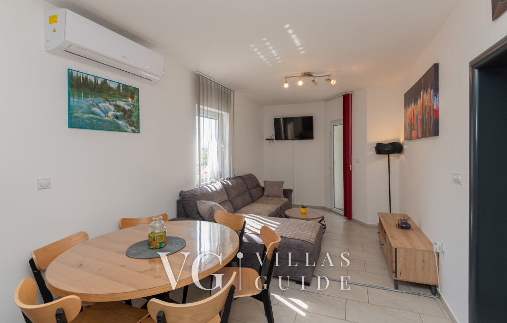 Holiday Home Helga - Makarska-Ričice Living room