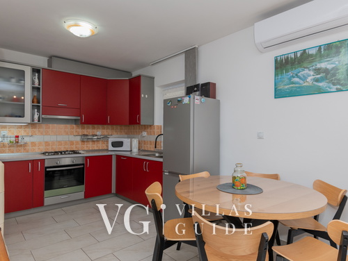 Holiday Home Helga - Makarska-Ričice