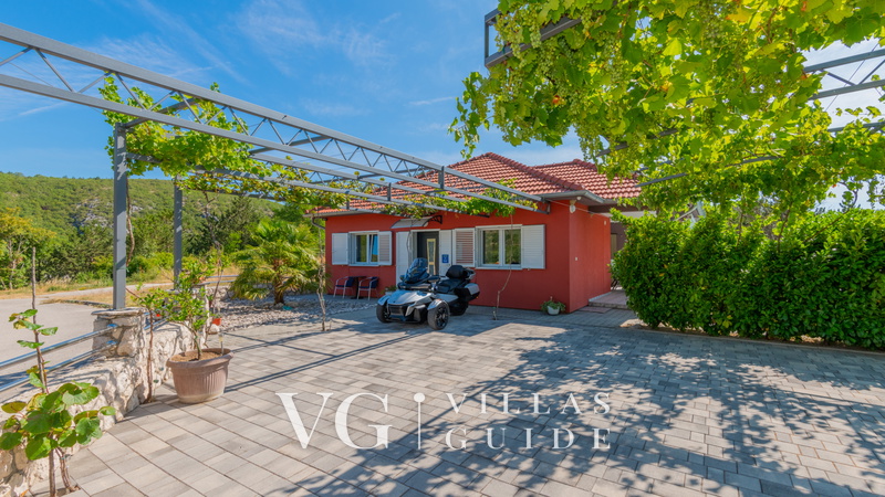 Holiday Home Helga - Makarska-Ričice