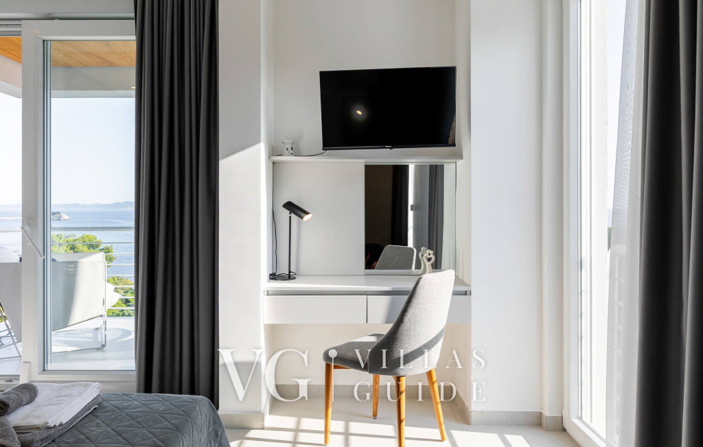 Villa Mon Amour Bedroom