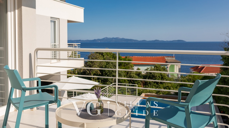 Villa Mon Amour Additional content