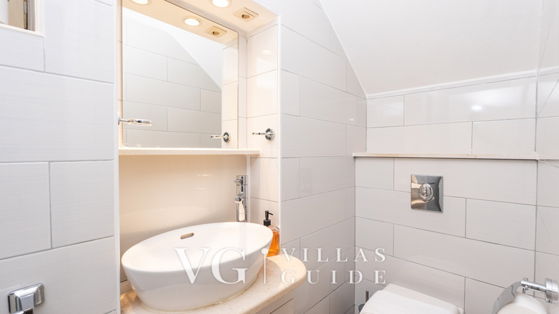 Beach house Lozica Kupaonica