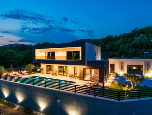 Villa Hedonica-Makarska