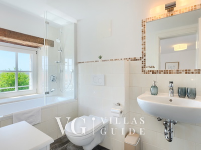 Villa Pigini Bathroom