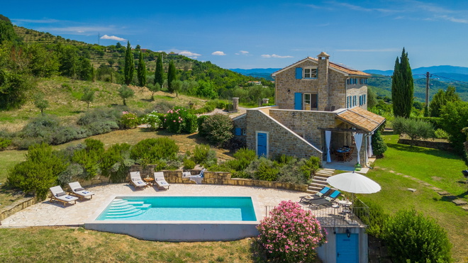 Holiday home Motovun - Oprtalj