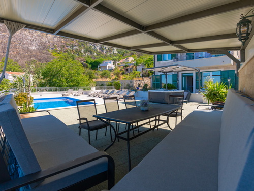 Villa Šestić - Makarska-Tučepi