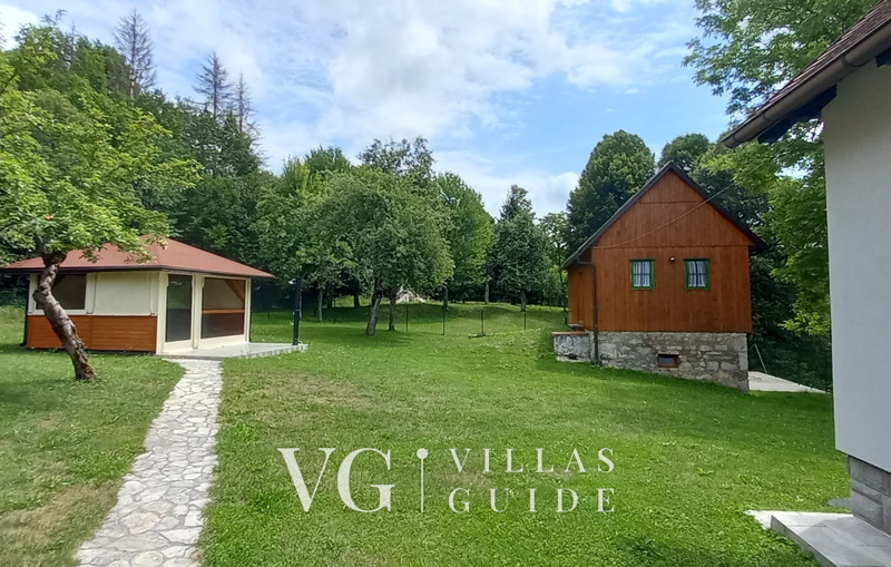 Kuća za odmor ZORA Dvorište i vanjski dio objekta