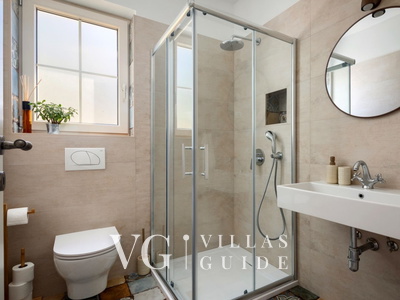 Casa Nona Anica Bathroom