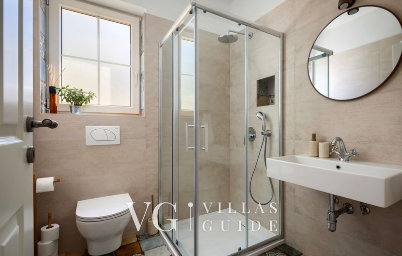 Casa Nona Anica Bathroom