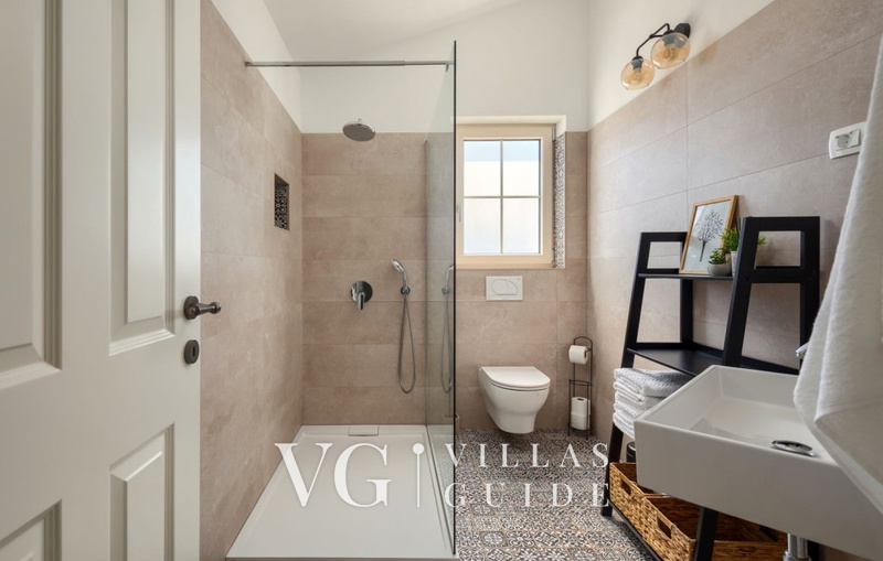 Casa Nona Anica Bathroom