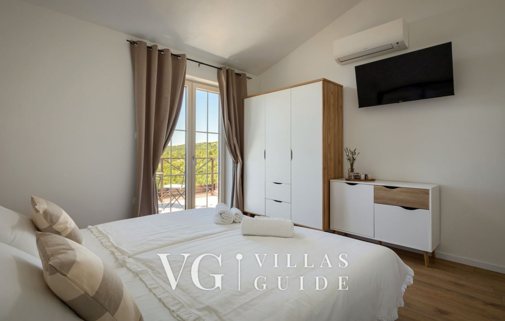 Casa Nona Anica Bedroom