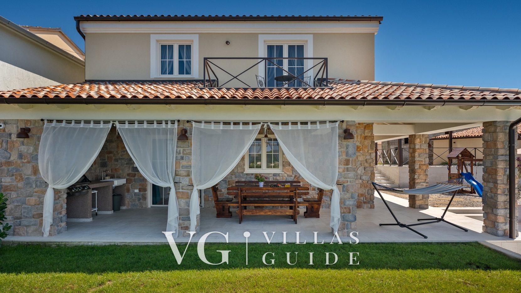 Casa Nona Anica Zusatzinhalte