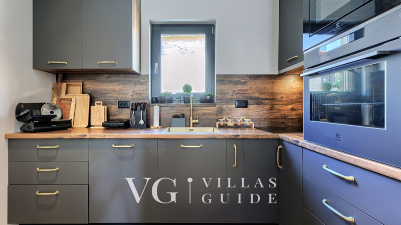 Villa Olea - Cvitani Kitchen