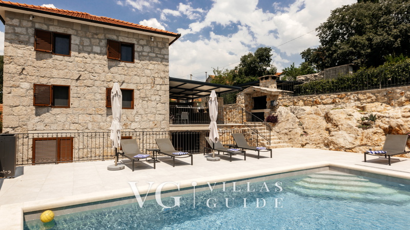 Villa Mila - Stone House & Salt-Water Pool Piscina