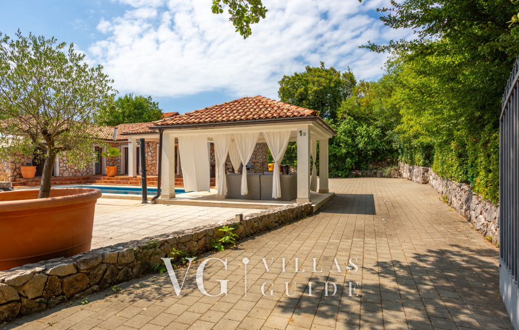 Villa Gostinjac 2 with pool&pet friendly- island Krk Giardino e esterni della proprietà