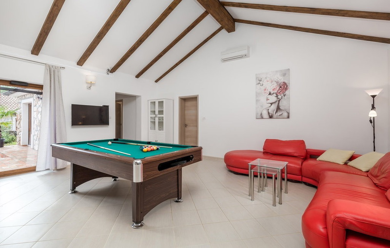 Villa Gostinjac 2 with pool&pet friendly- island Krk