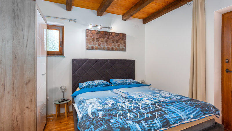 Villa Gostinjac 2 with pool&pet friendly- island Krk Schlafzimmer