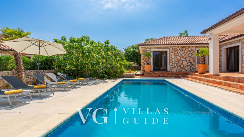 Villa Gostinjac 2 with pool&pet friendly- island Krk Bazen
