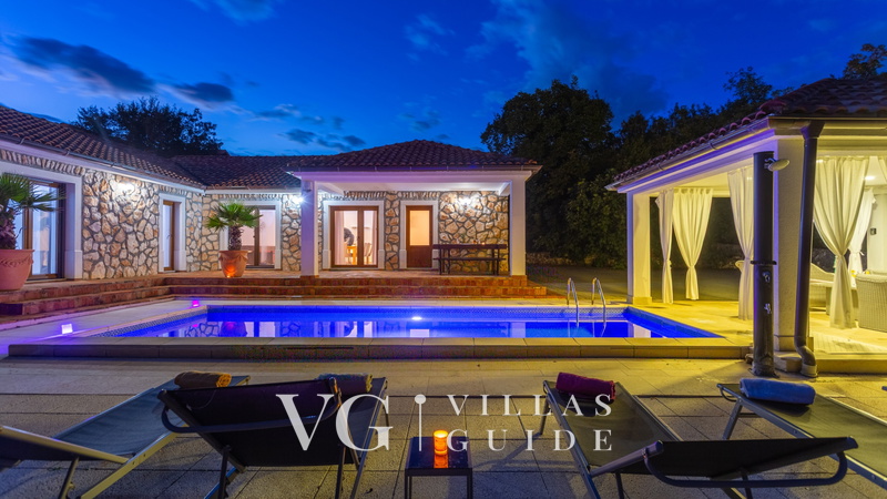 Villa Gostinjac 2 with pool&pet friendly- island Krk Bazen