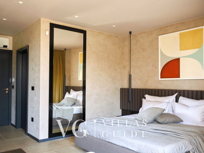 Villa Volpe Verde Bedroom