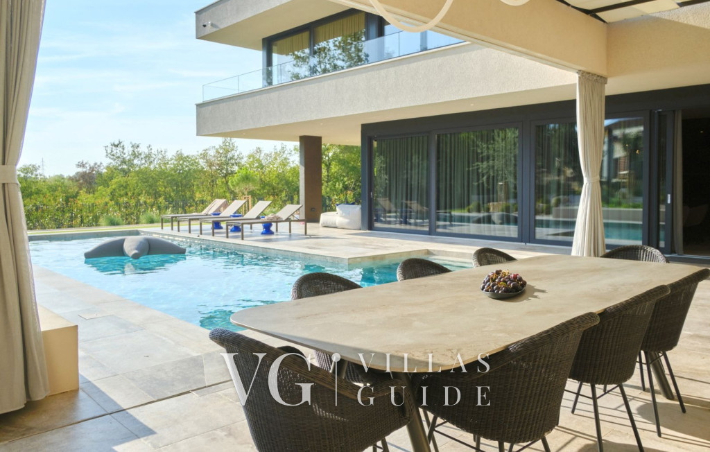 Villa Volpe Verde Garden and property exterior