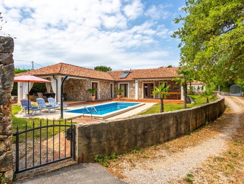 Villa Gostinjac 1 with pool&pet friendly- island Krk