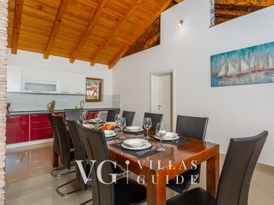 Villa Gostinjac 1 with pool&pet friendly- island Krk Küche