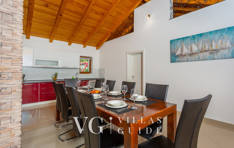 Villa Gostinjac 1 with pool&pet friendly- island Krk Kuhinja
