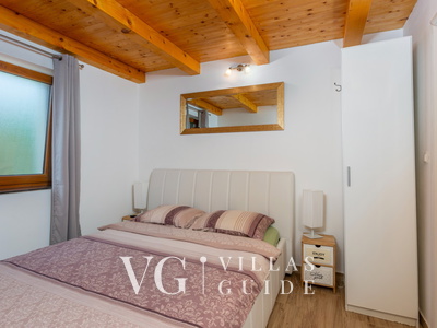 Villa Gostinjac 1 with pool&pet friendly- island Krk Schlafzimmer