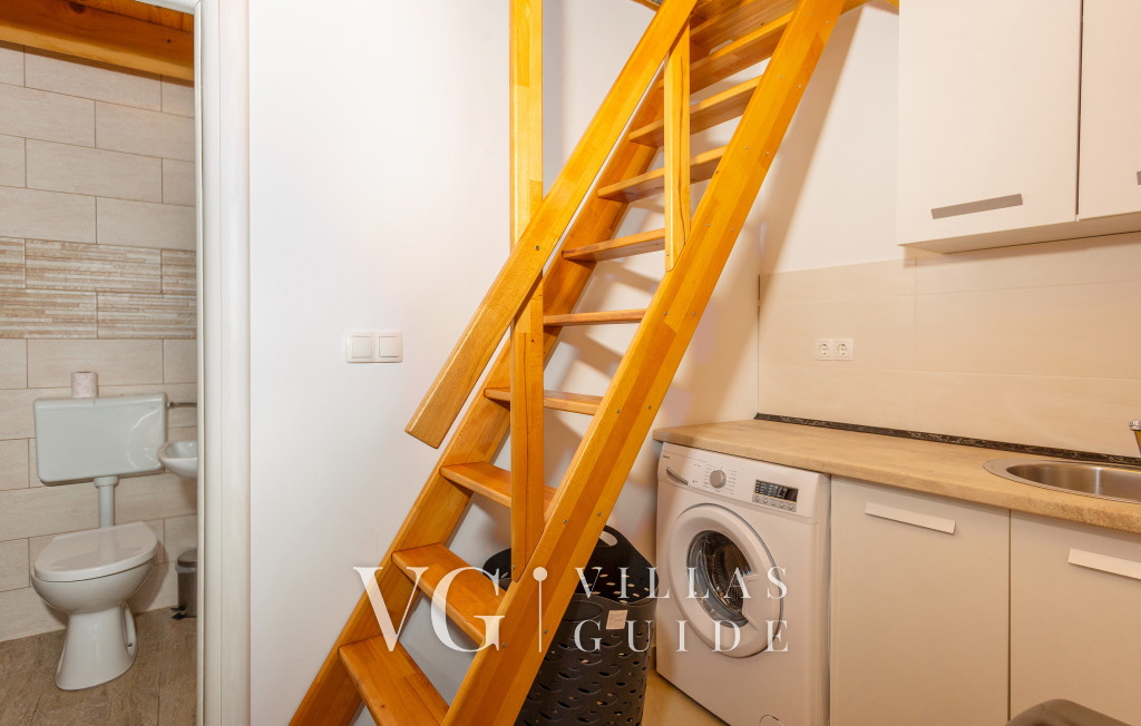 Villa Gostinjac 1 with pool&pet friendly- island Krk Gästetoilette