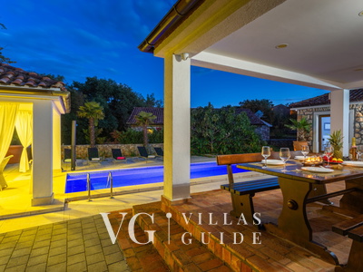 Villa Gostinjac 1 with pool&pet friendly- island Krk Garten und Außenbereich