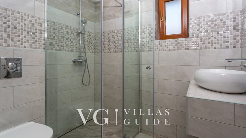 Villa Gostinjac 1 with pool&pet friendly- island Krk Kupaonica