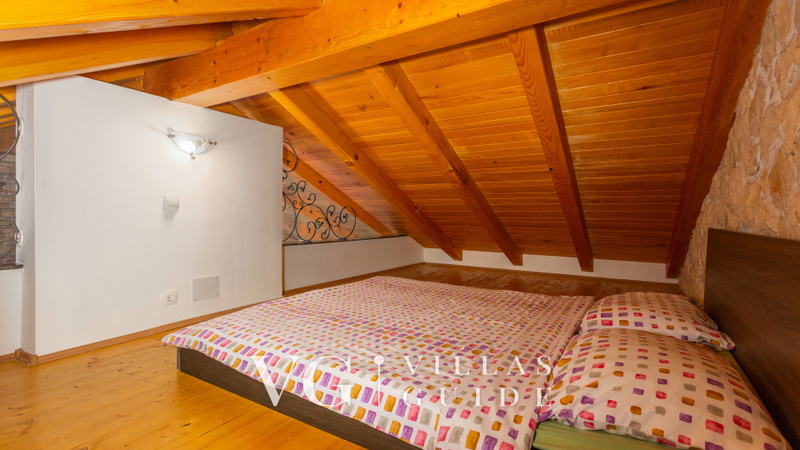 Villa Gostinjac 1 with pool&pet friendly- island Krk Spavaća soba