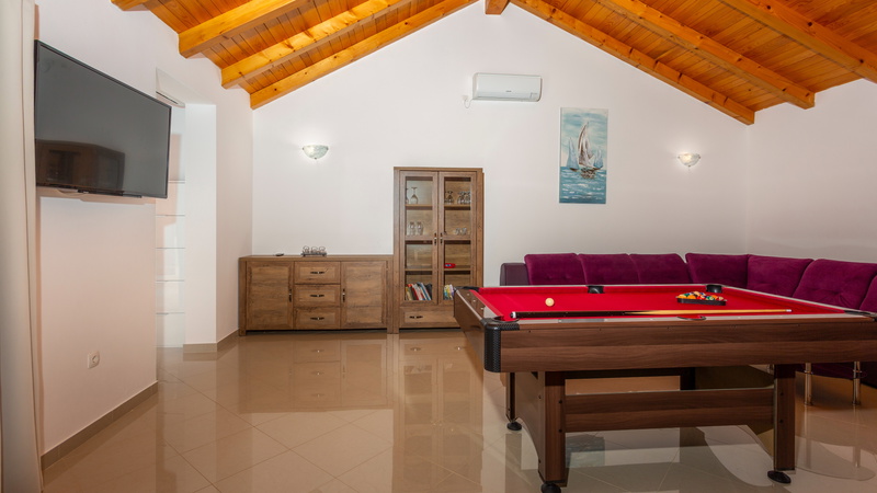 Villa Gostinjac 1 with pool&pet friendly- island Krk