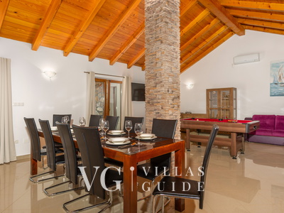 Villa Gostinjac 1 with pool&pet friendly- island Krk Dnevni boravak