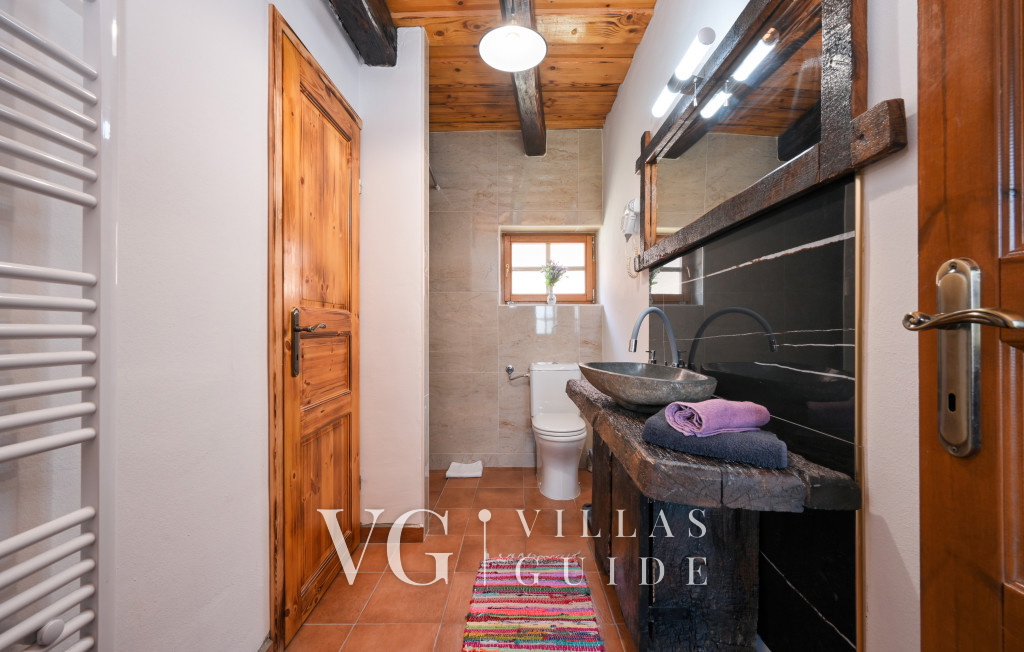 Holiday House Visoko Kupaonica