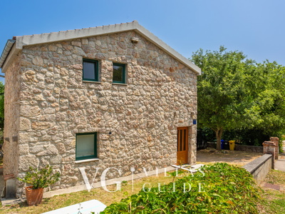 Villa Risika 1 with pool island Krk Dvorište i vanjski dio objekta