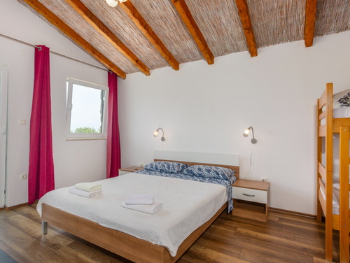 Villa Risika 1 with pool island Krk