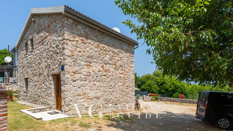 Villa Risika 1 with pool island Krk Dvorište i vanjski dio objekta