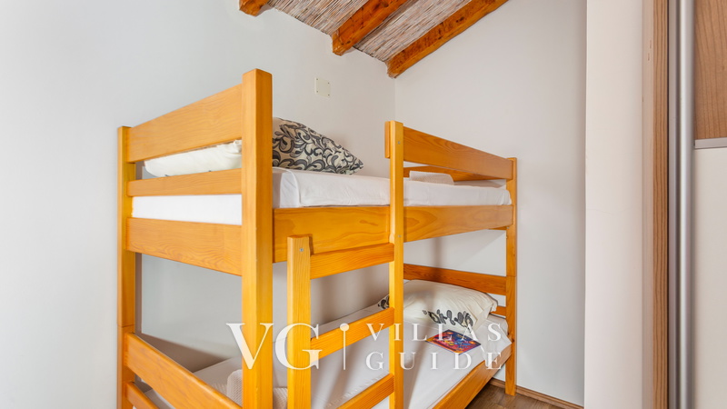 Villa Risika 1 with pool island Krk Dvorište i vanjski dio objekta