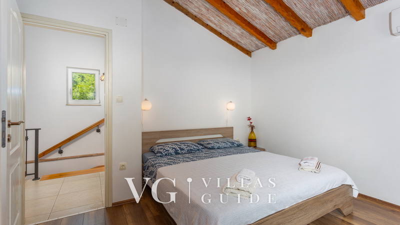 Villa Risika 1 with pool island Krk Spavaća soba