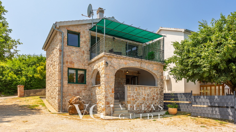 Villa Risika 1 with pool island Krk Dvorište i vanjski dio objekta