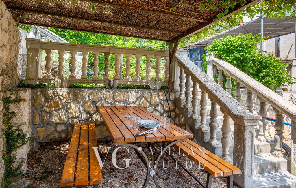 Villa Risika 2 with pool island Krk Dvorište i vanjski dio objekta