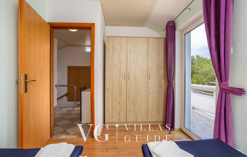 Villa Risika 2 with pool island Krk Schlafzimmer